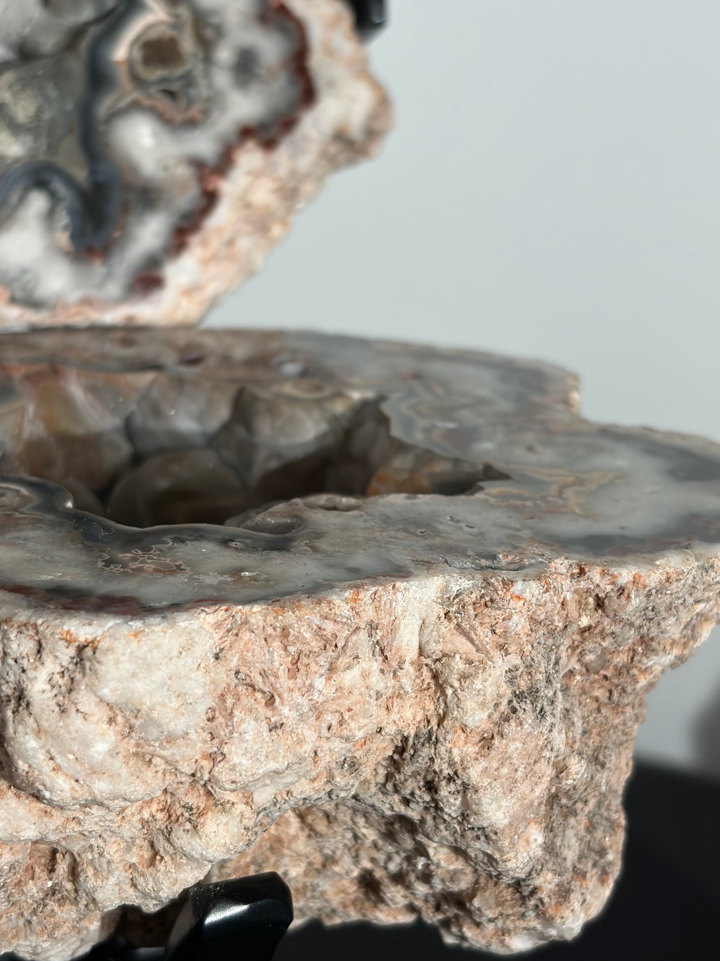 Argentinian Agate Crystal Jewellery Box on Statement Display Stand