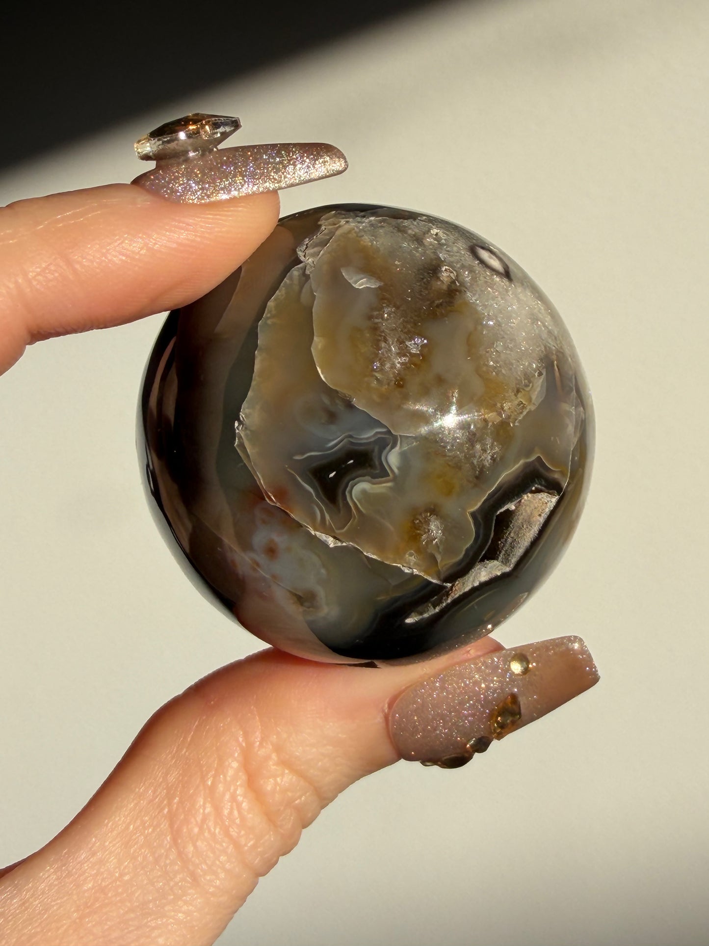 Blue Agate Sphere with Dendritic Inclusions (UV Reactive)