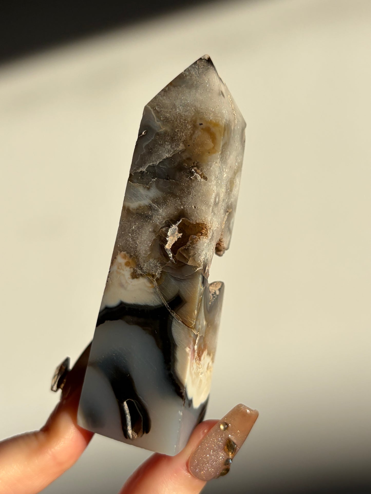 Argentine Blue Agate Tower with Dendritic Inclusions B (UV Reactive)