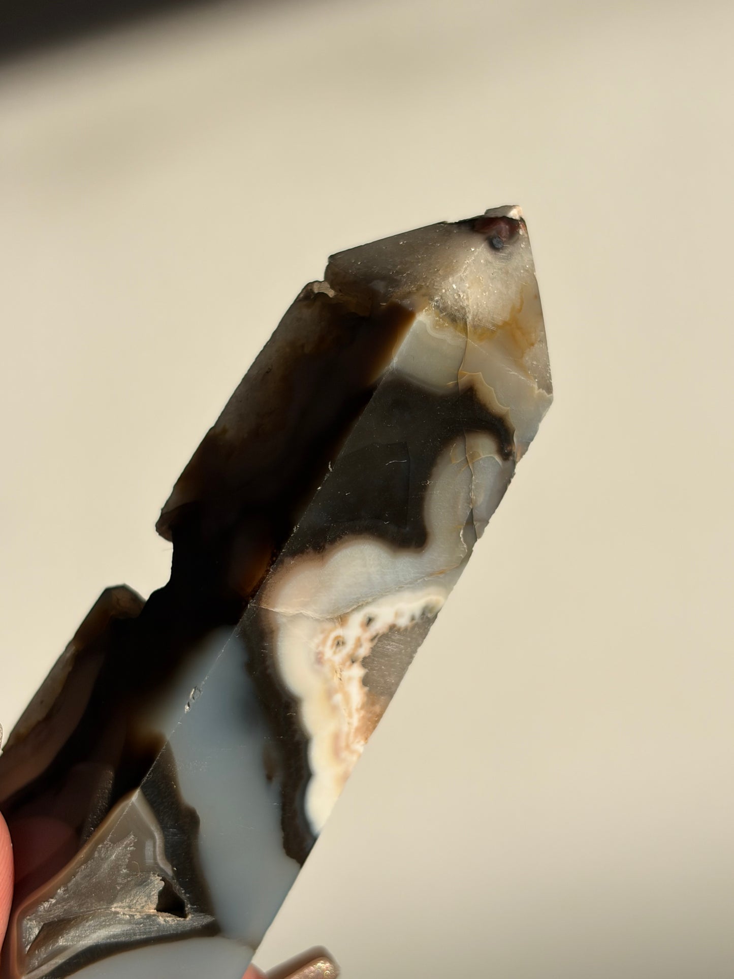 Argentine Blue Agate Tower with Dendritic Inclusions B (UV Reactive)