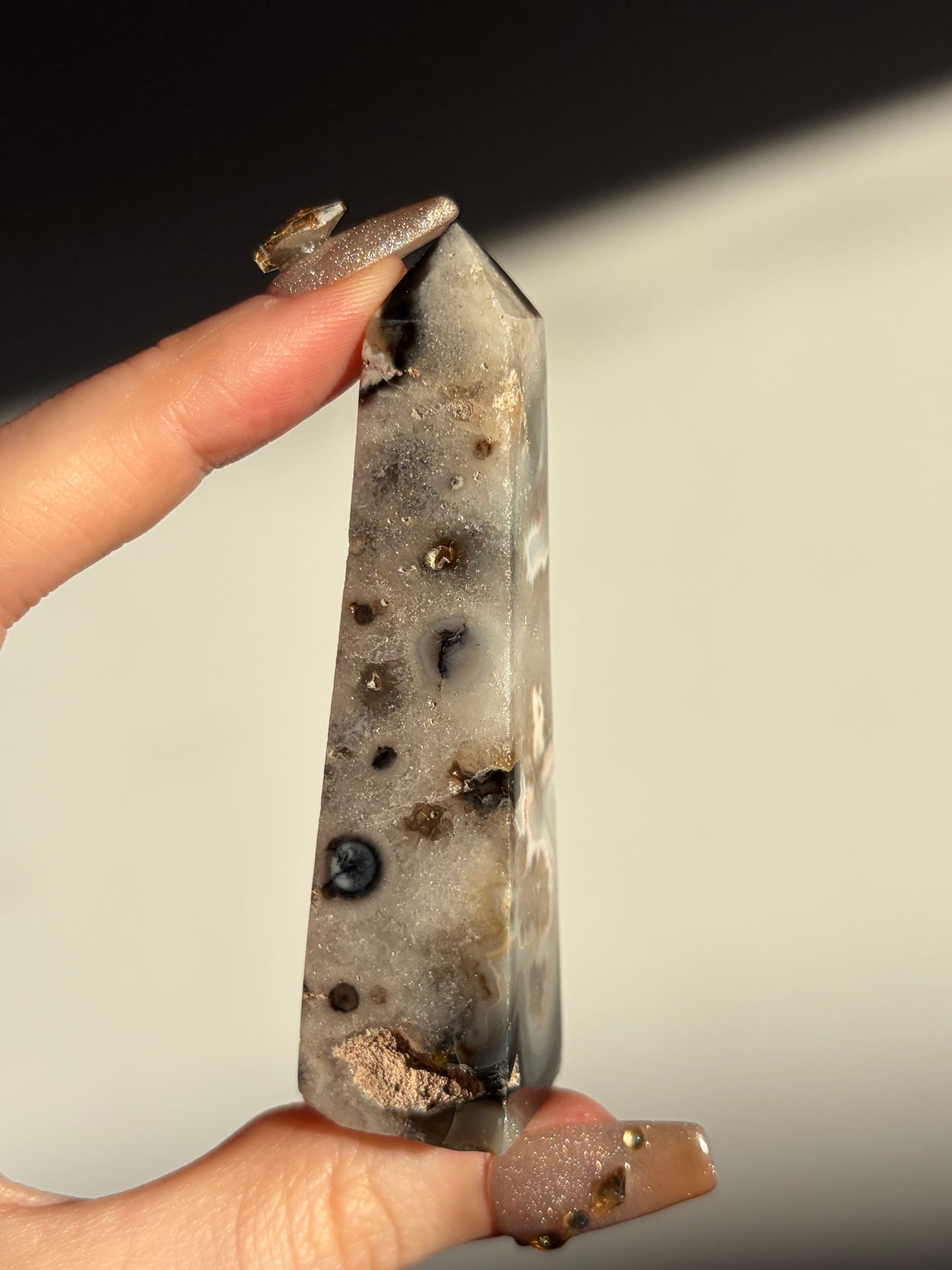 Argentine Blue Agate Tower with Dendritic Inclusions C (UV Reactive)