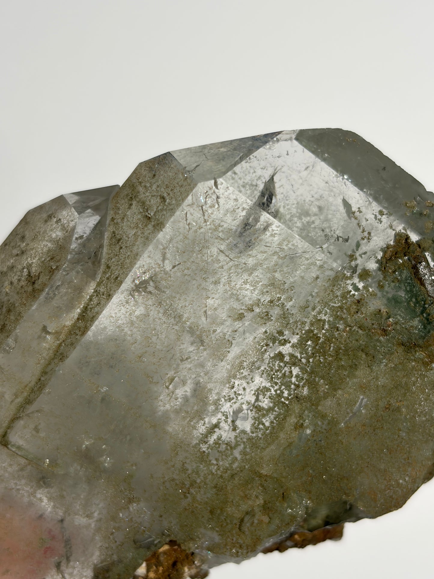 Chlorite Included Faden Quartz Specimen B