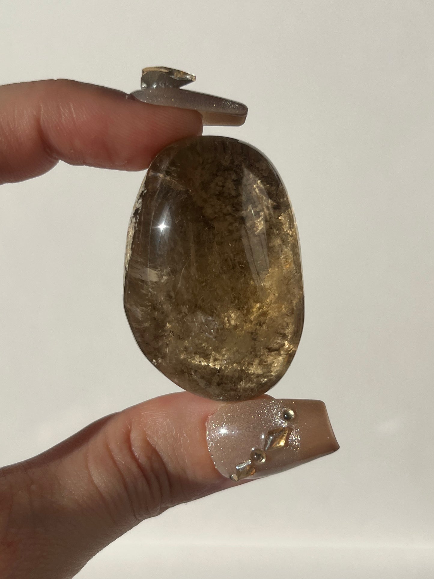 Garden Quartz Lens Carving E