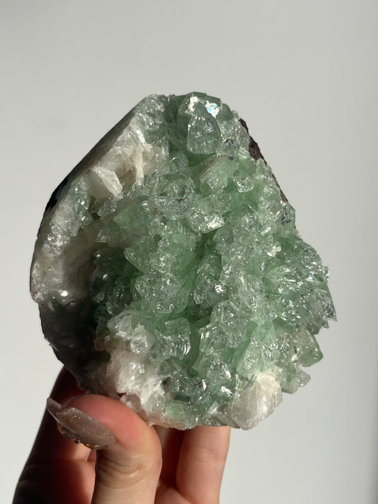 Pointed Green Apophyllite with Scolecite and Stilbite Specimen B