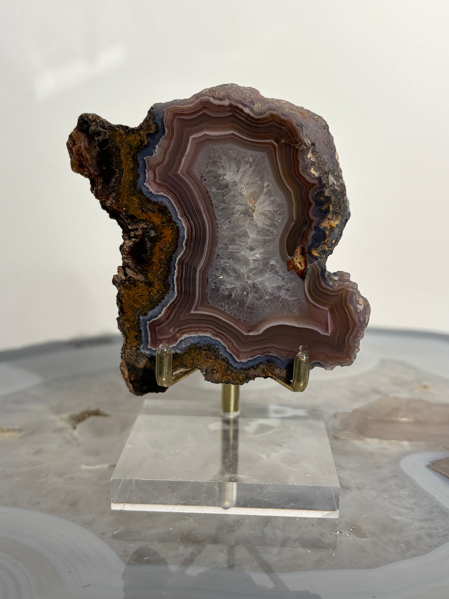 "Cosmic Curtain" Mauve Laguna Agate Specimen with Sagenite Inclusions and Parallax Effect