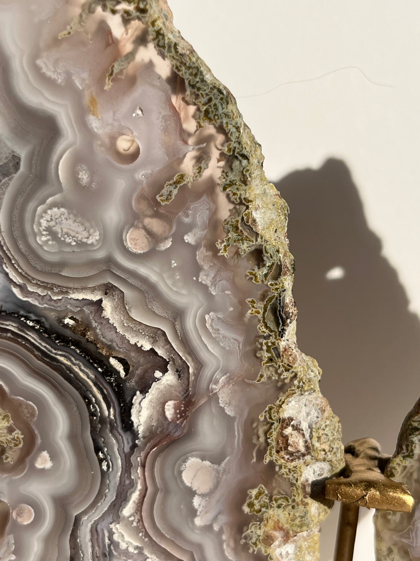 “Lemurian Garden” Lilac Agua Nueva Agate with Green Moss Inclusions and Parallax Effect Butterfly Pair on Stand