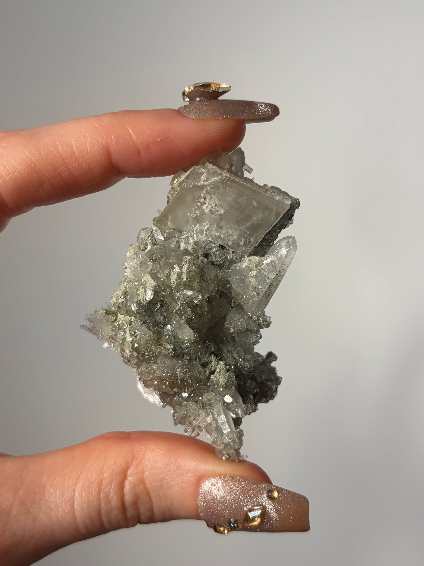 “Pole Star” Bowtie Natrolite Specimen with Quartz and Apophyllite Coated Rhombohedral Calcite K