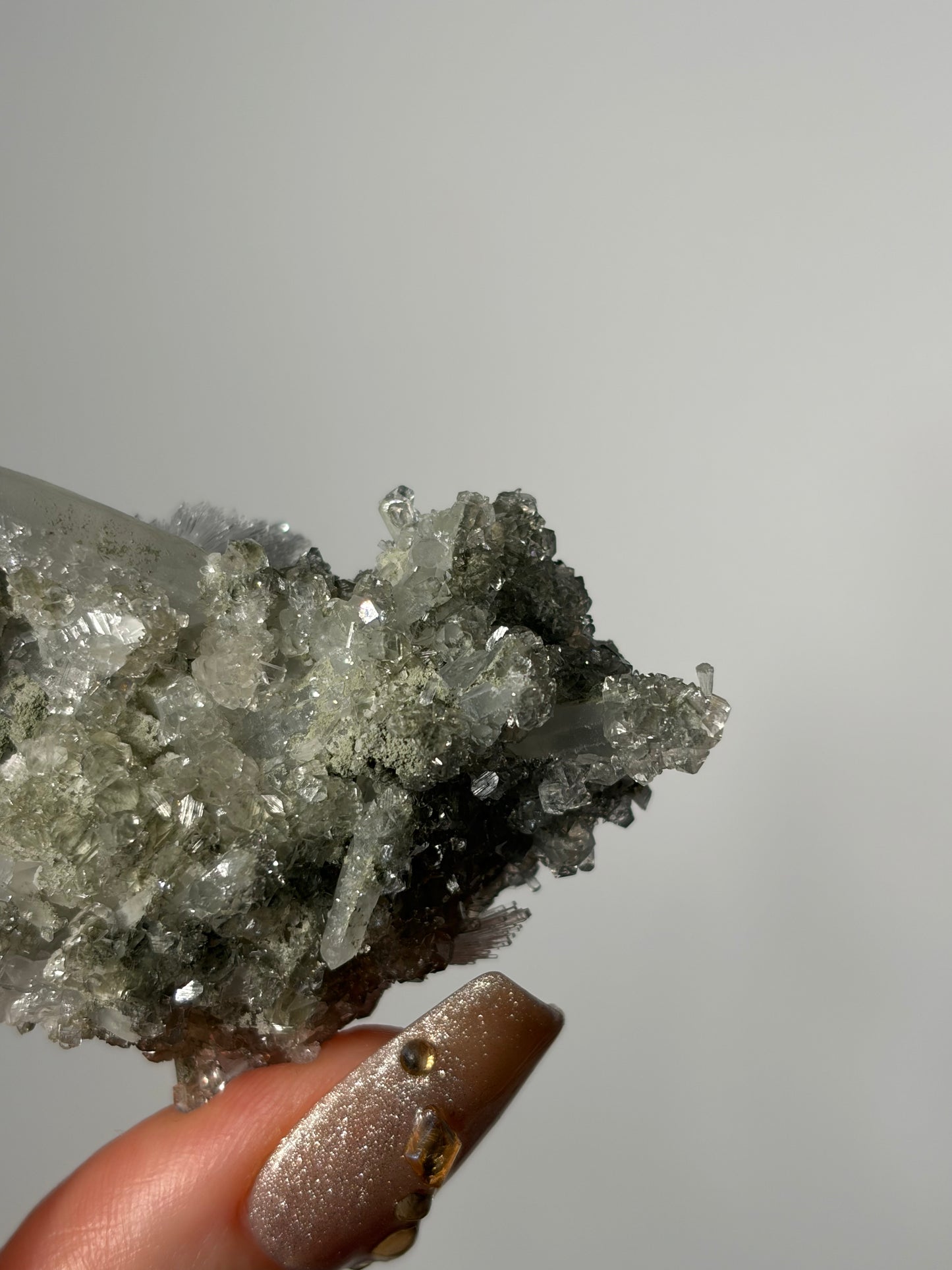 “Pole Star” Bowtie Natrolite Specimen with Quartz and Apophyllite Coated Rhombohedral Calcite K