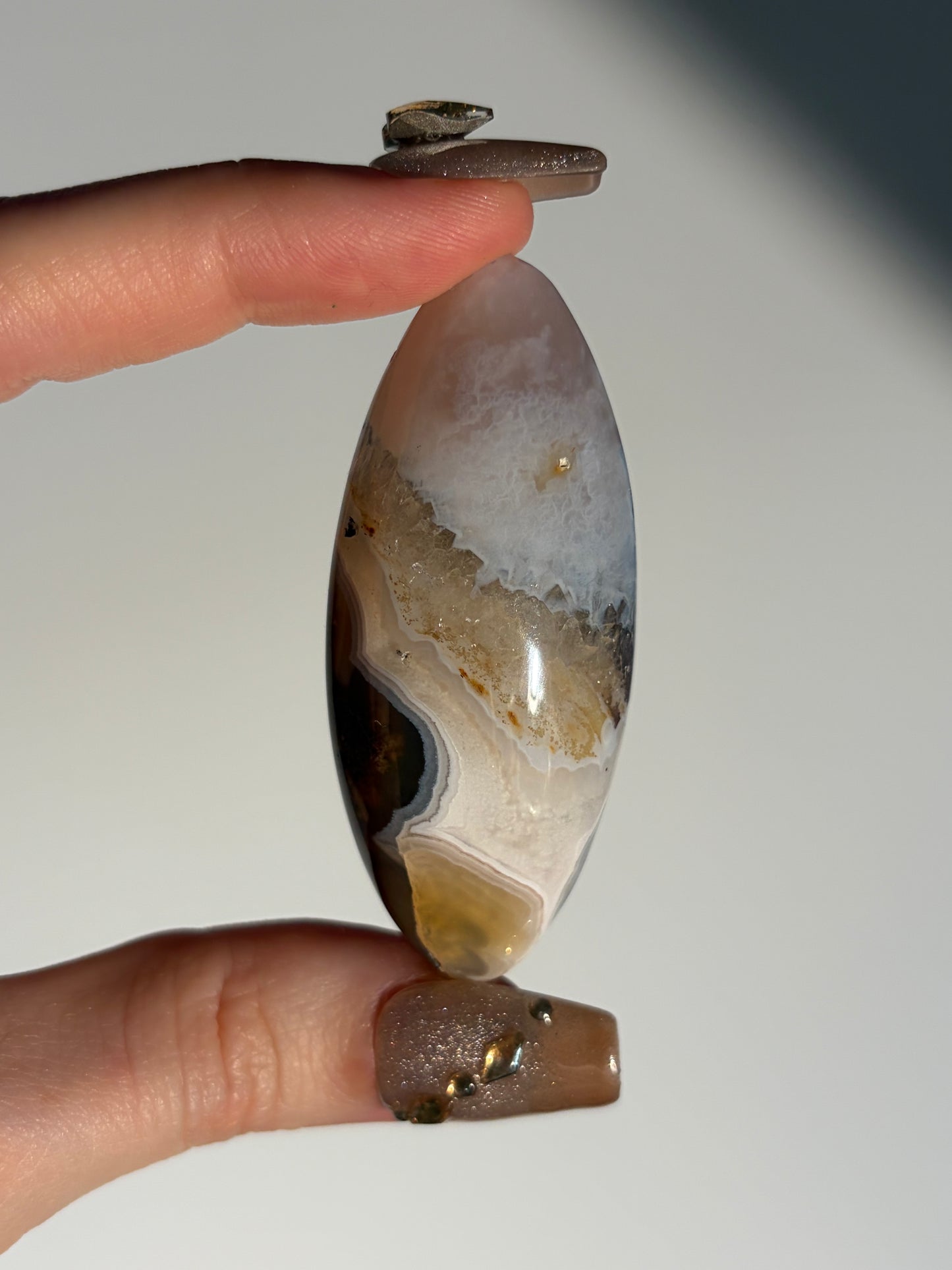 Nebula Agate Shiva with Dendritic Inclusions G