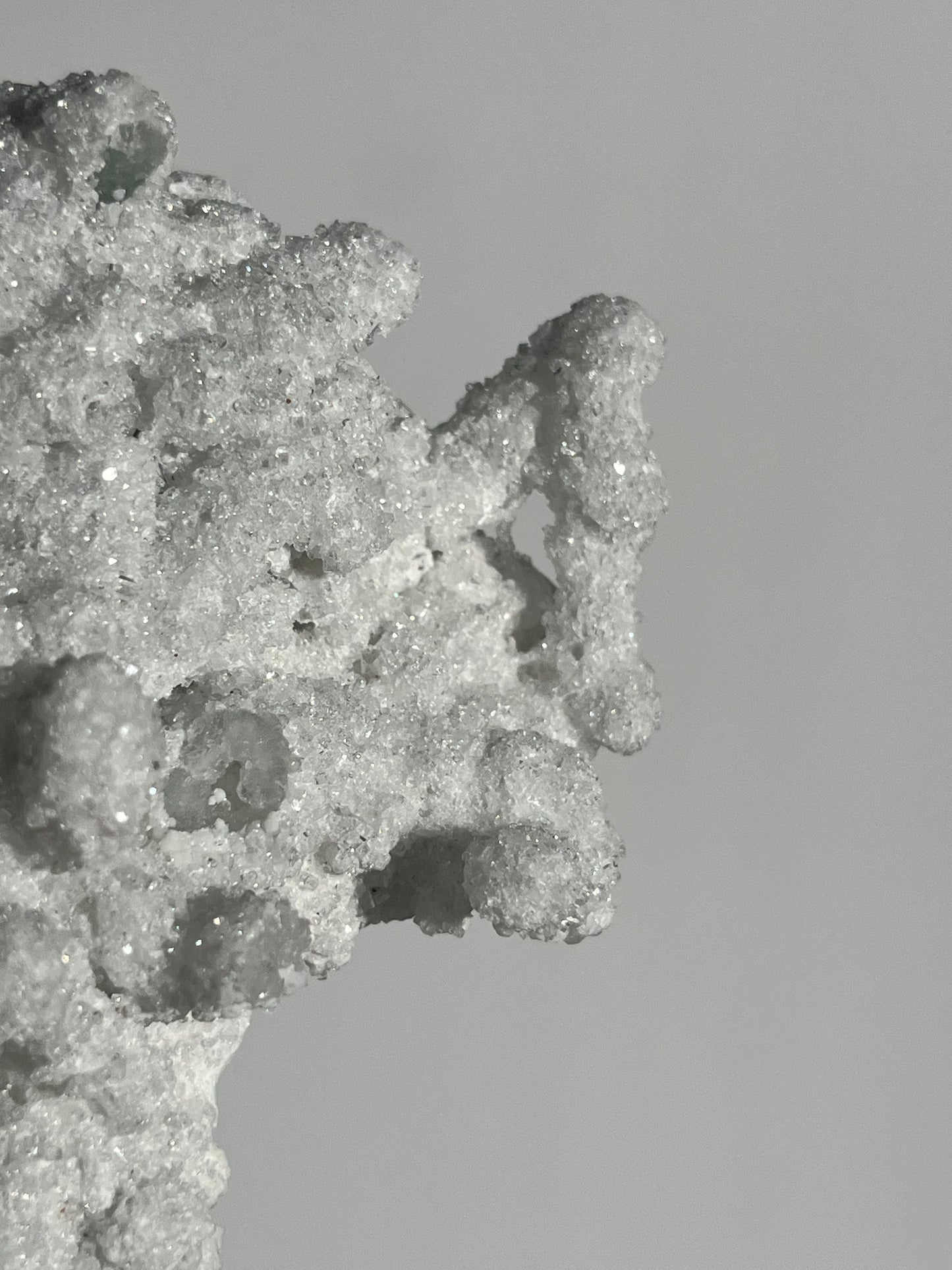 Prehnite on Laumontite with Apophyllite, Gyrolite and Mordenite Specimen D