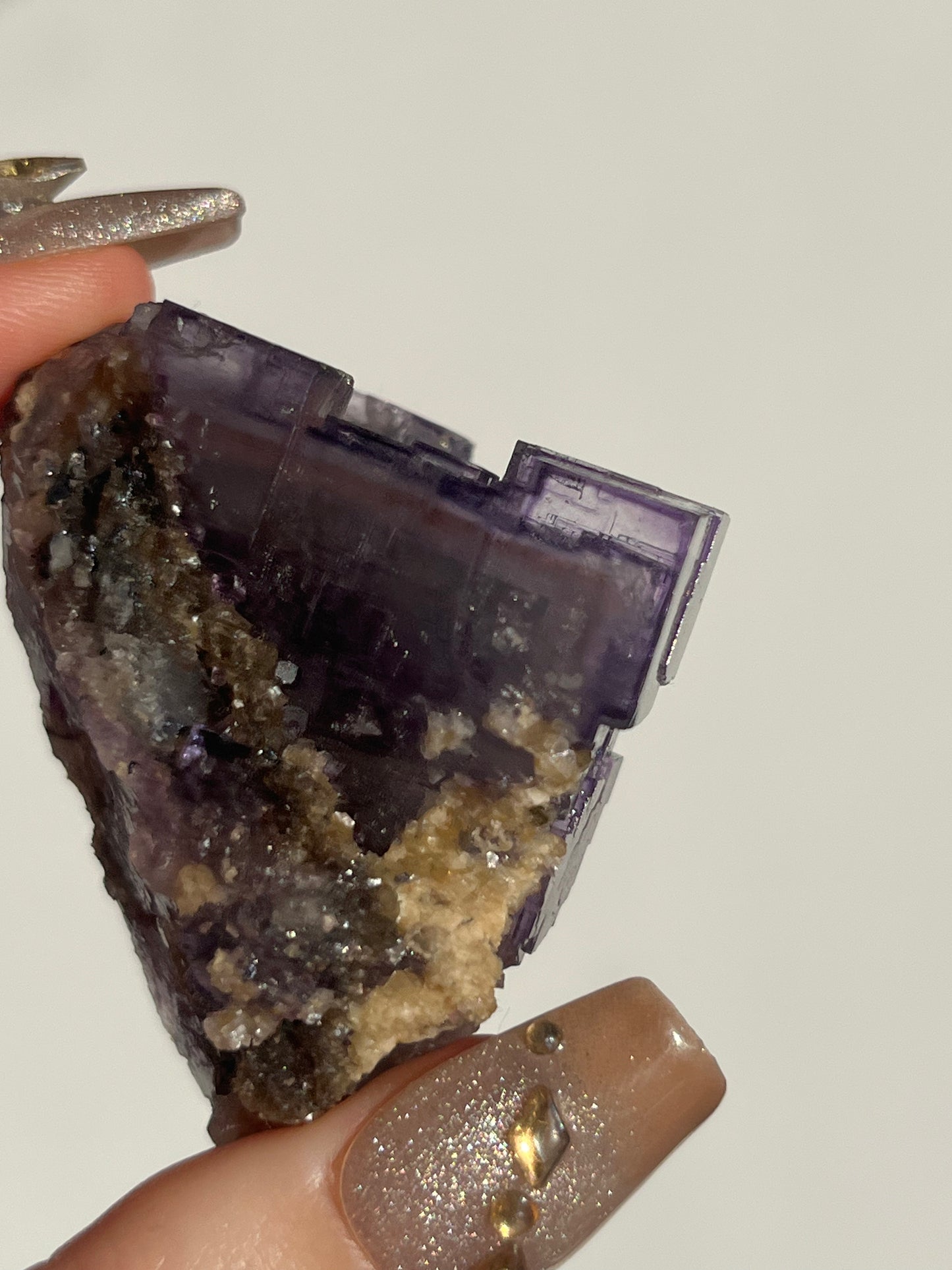Purple Phantom Yaogangxian Fluorite with Muscovite and Static Enhydros Specimen