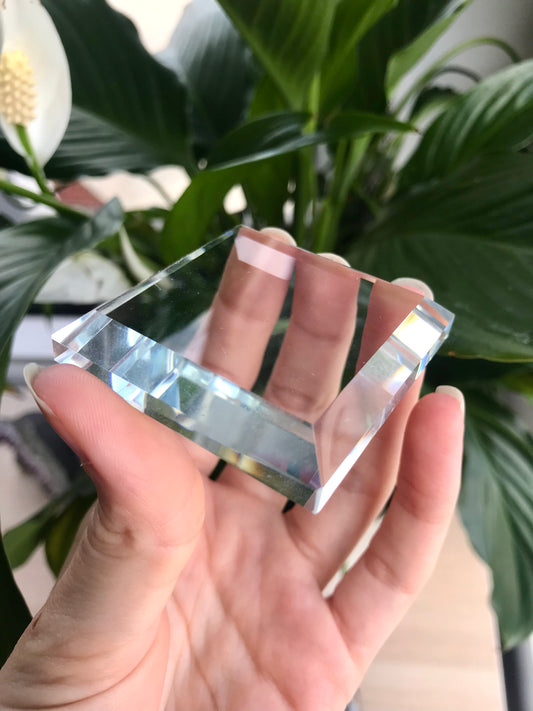 Beveled Edge Glass Specimen Stand (Small)